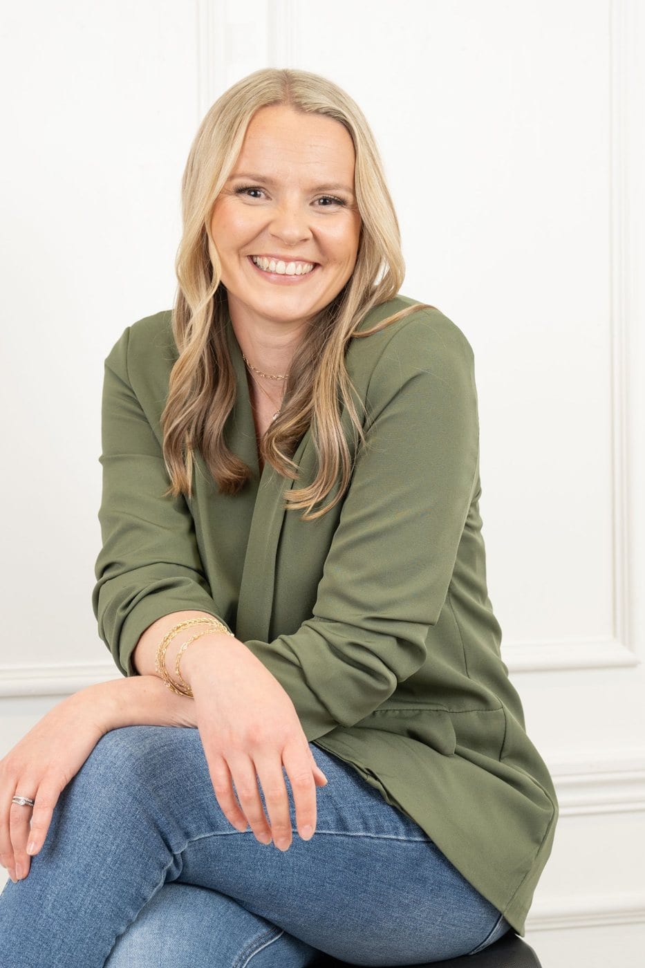 Woman business owner in her personal brand photo, shot by EMpowered Media