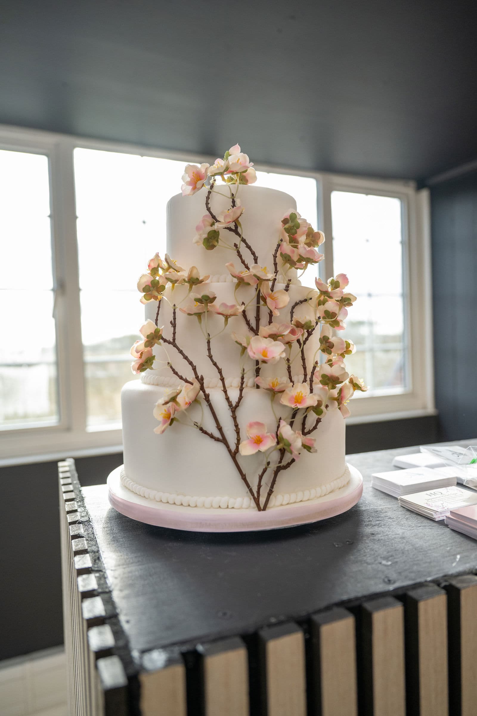 Yorkshire Bridal Boutique, York: wedding cake event (photography by EMpowered Media)